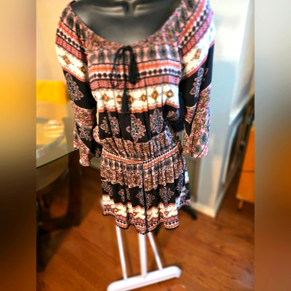 No Comment, on/off shoulder romper,  sz M